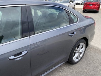 2014 Volkswagen Passat SE w/Sunroof