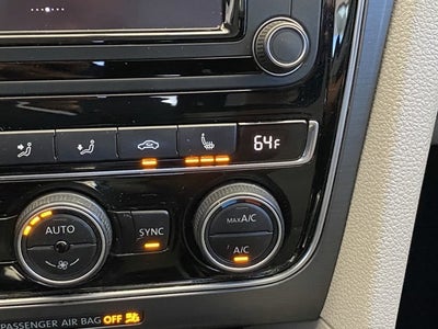 2017 Volkswagen Passat 1.8T R-Line