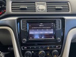 2017 Volkswagen Passat 1.8T R-Line