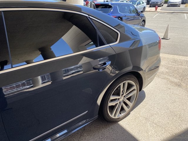 2017 Volkswagen Passat 1.8T R-Line