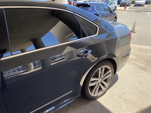 2017 Volkswagen Passat 1.8T R-Line