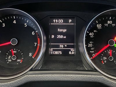 2017 Volkswagen Passat 1.8T R-Line