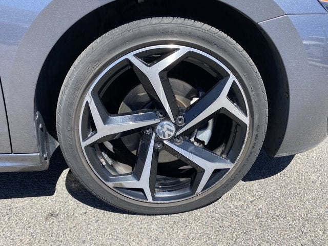 2021 Volkswagen Passat 2.0T R-Line