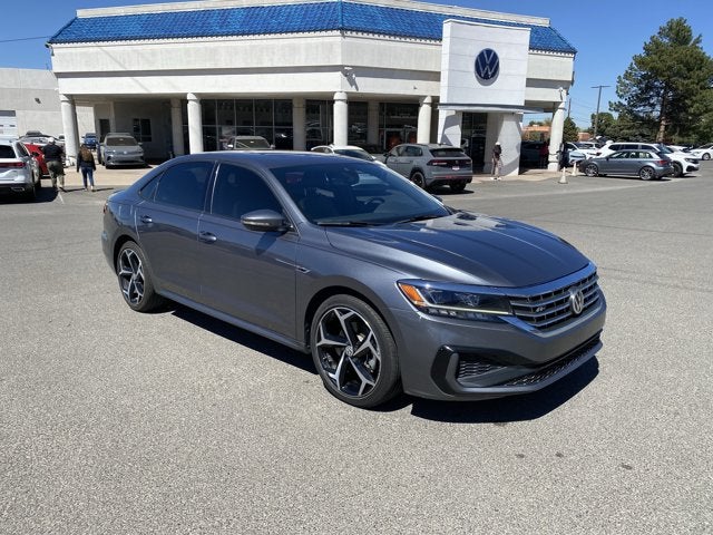 2021 Volkswagen Passat 2.0T R-Line