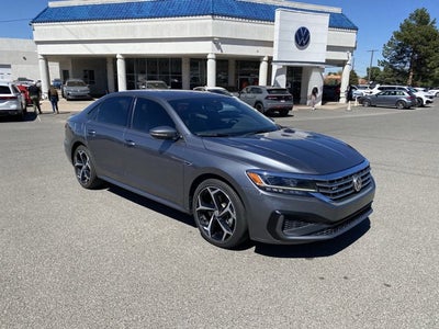 2021 Volkswagen Passat 2.0T R-Line