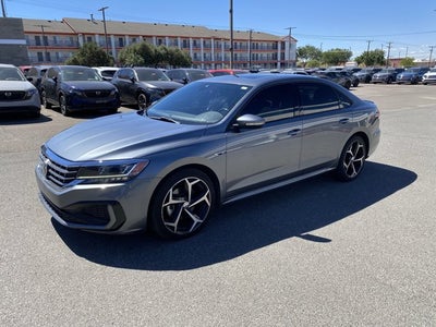 2021 Volkswagen Passat 2.0T R-Line