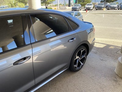 2021 Volkswagen Passat 2.0T R-Line