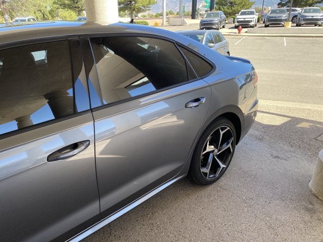 2021 Volkswagen Passat 2.0T R-Line