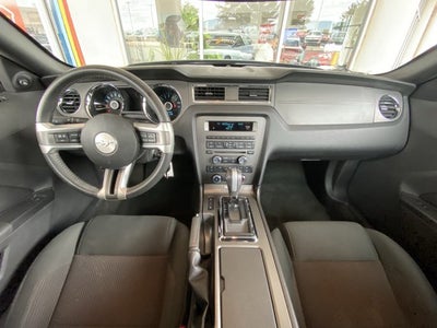2014 Ford Mustang V6
