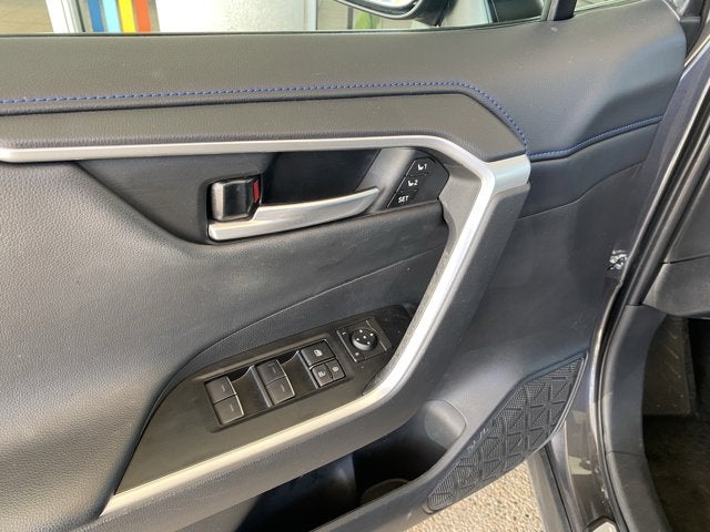 2023 Toyota RAV4 XSE