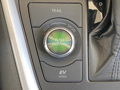 2023 Toyota RAV4 XSE