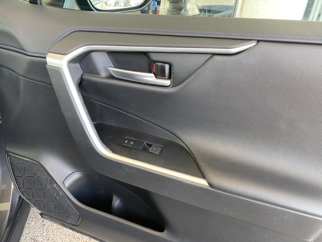 2023 Toyota RAV4 XSE