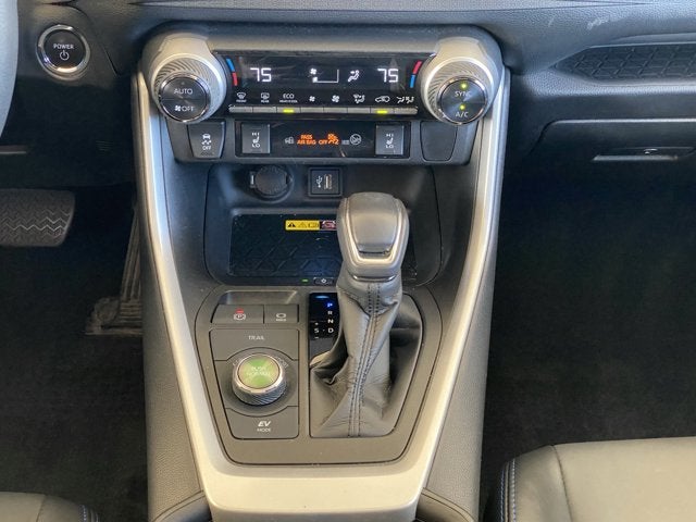 2023 Toyota RAV4 XSE