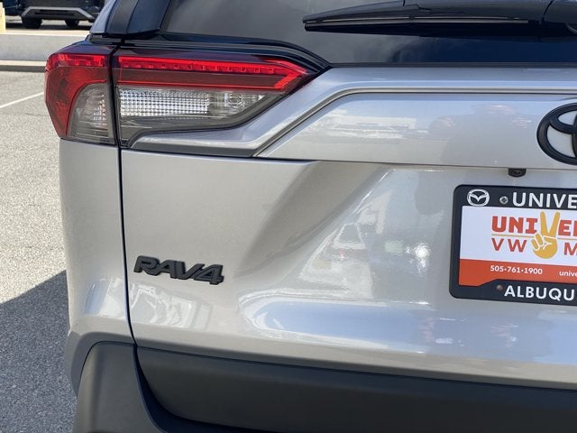 2020 Toyota RAV4 XLE