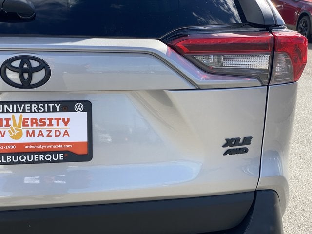 2020 Toyota RAV4 XLE