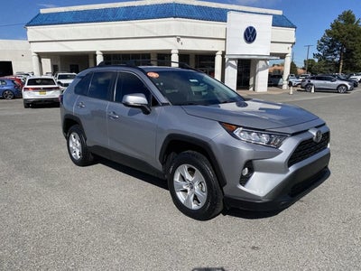 2020 Toyota RAV4 XLE