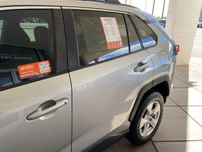 2020 Toyota RAV4 XLE