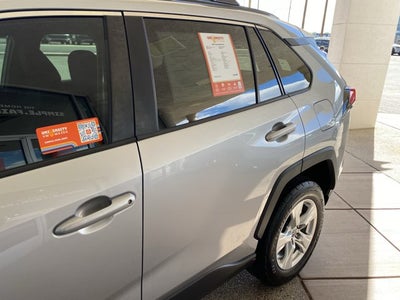 2020 Toyota RAV4 XLE