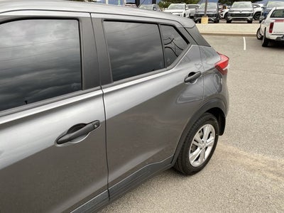 2020 Nissan Kicks S
