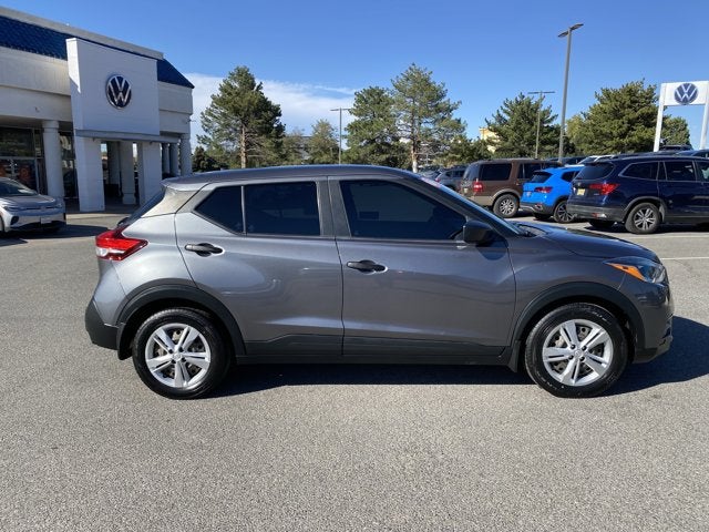 2020 Nissan Kicks S