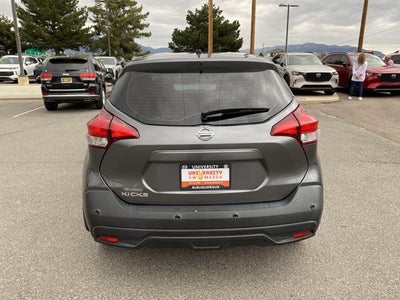 2020 Nissan Kicks S