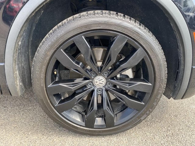 2021 Volkswagen Tiguan 2.0T SE R-Line Black
