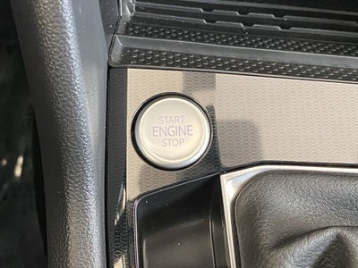 2025 Volkswagen Taos 1.5T SE Black