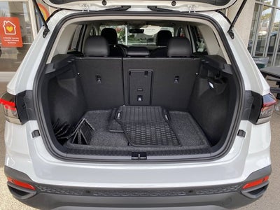 2025 Volkswagen Taos 1.5T SE Black