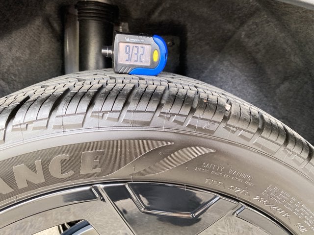 2025 Volkswagen Taos 1.5T SE Black