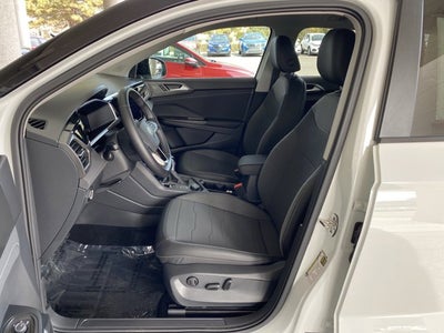 2025 Volkswagen Taos 1.5T SE Black