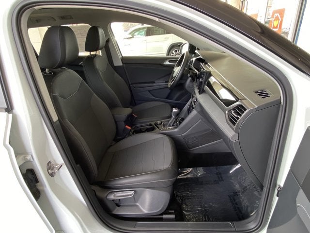 2025 Volkswagen Taos 1.5T SE Black