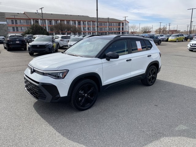 2025 Volkswagen Taos 1.5T SE Black