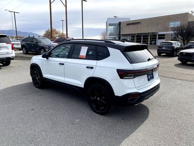 2025 Volkswagen Taos 1.5T SE Black