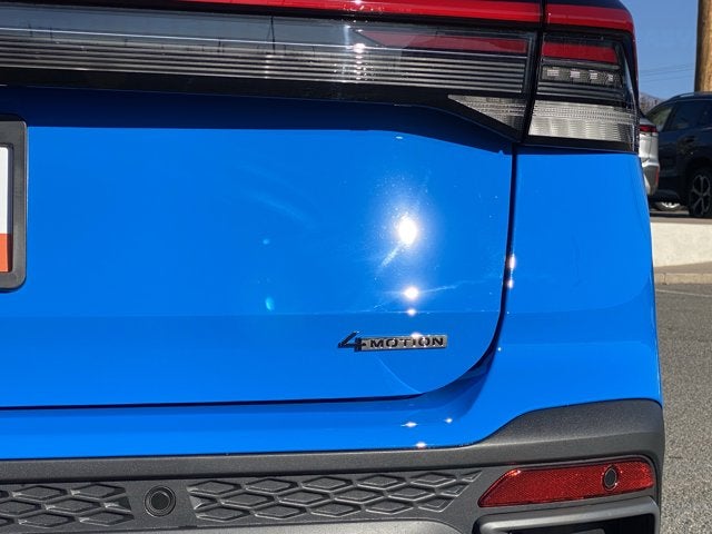 2026 Volkswagen Taos SE Black