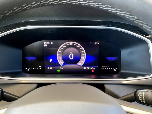 2026 Volkswagen Taos SE Black