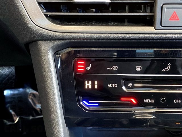 2026 Volkswagen Taos SE Black