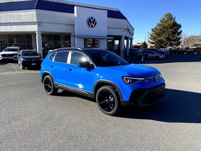 2026 Volkswagen Taos SE Black