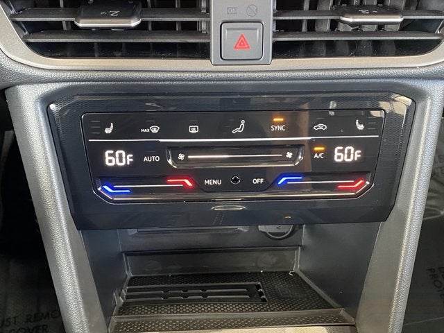 2026 Volkswagen Taos SE Black