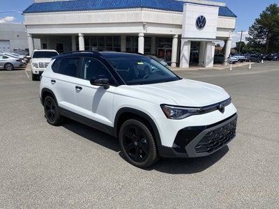 2026 Volkswagen Taos SE Black