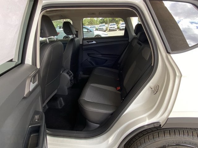 2026 Volkswagen Taos SE Black