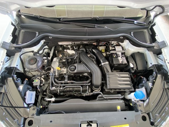 2026 Volkswagen Taos SE Black