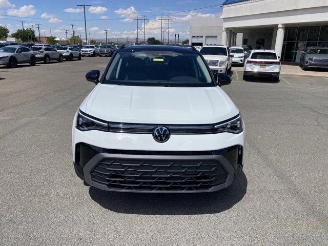 2026 Volkswagen Taos SE Black