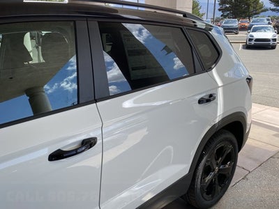 2026 Volkswagen Taos SE Black