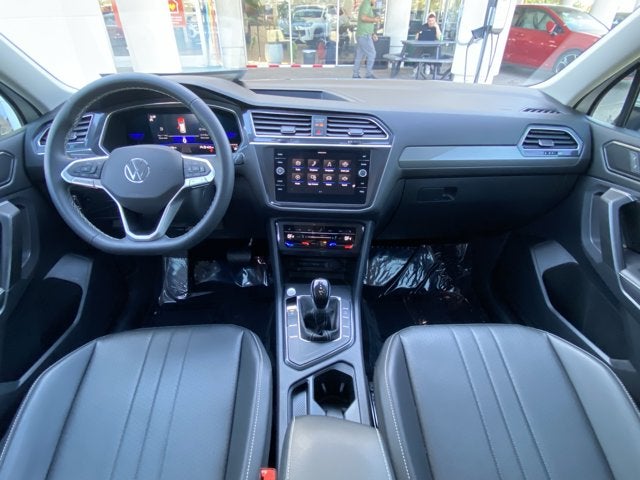 2023 Volkswagen Tiguan 2.0T SE