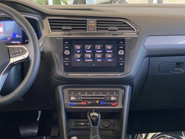 2023 Volkswagen Tiguan 2.0T SE