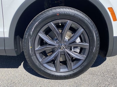 2023 Volkswagen Tiguan 2.0T SE