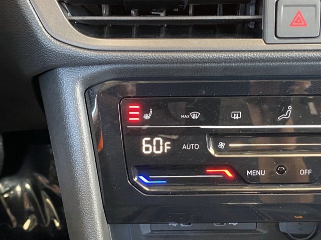 2026 Volkswagen Taos SE Black