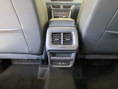 2026 Volkswagen Taos SE Black