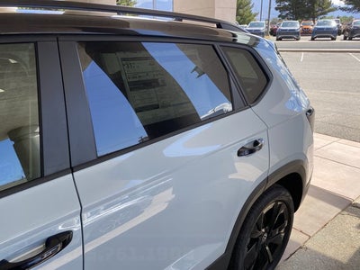 2026 Volkswagen Taos SE Black