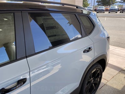 2026 Volkswagen Taos SE Black